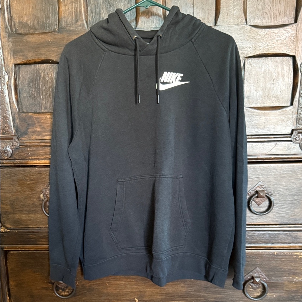 Nike Men's Black Pullover Hoodie